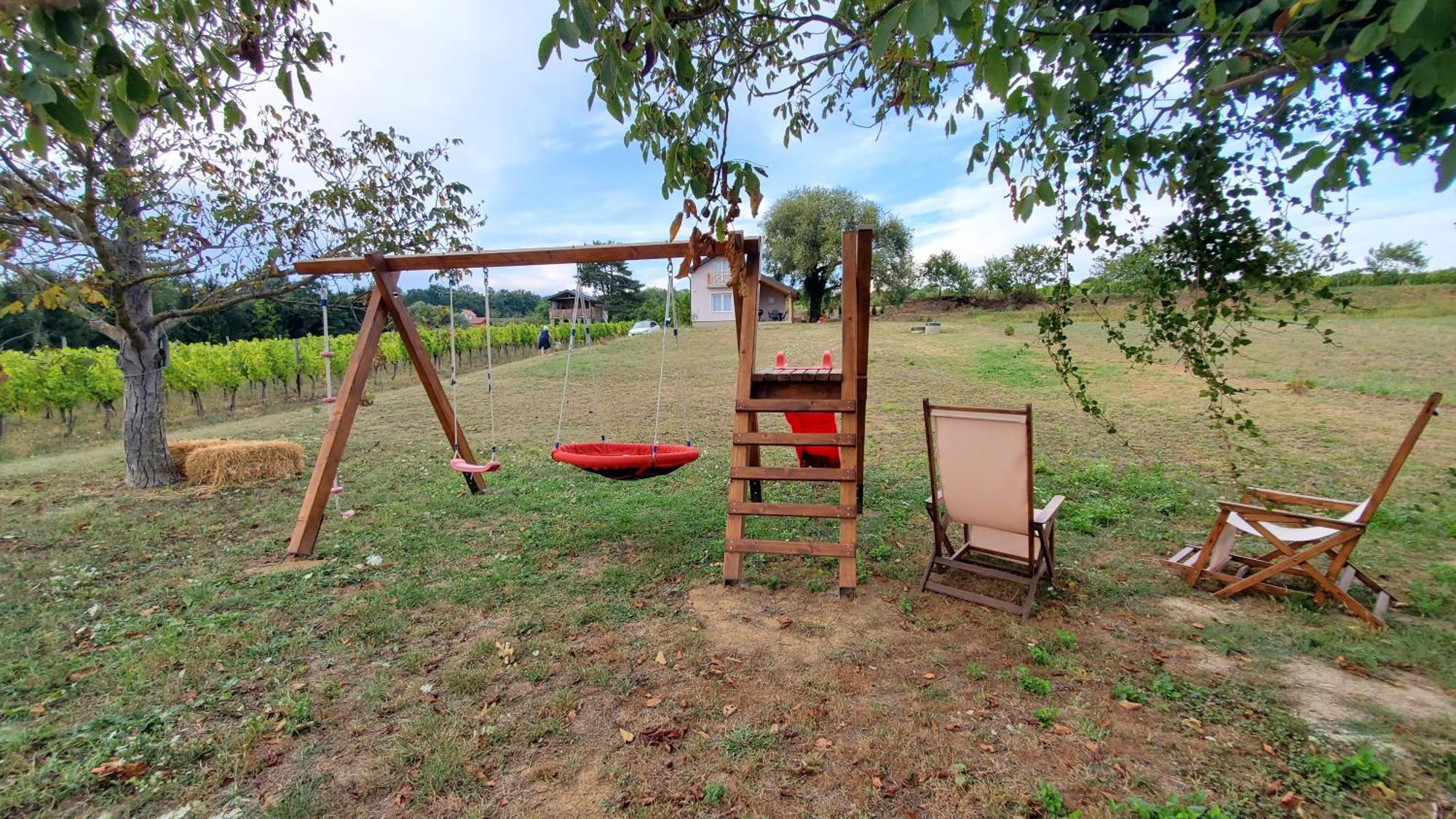 Holiday Home Vinovilla Kutjevo Exterior photo